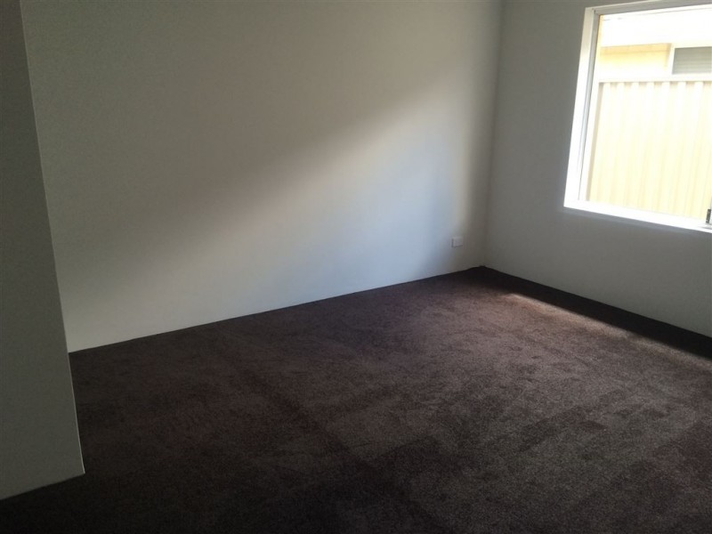 19 Blackfriars Meander, Piara Waters WA 6112