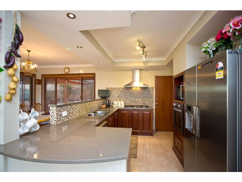 2 Westville Mews, Piara Waters WA 6112