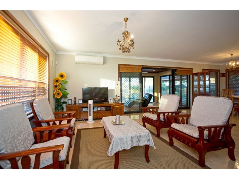 2 Westville Mews, Piara Waters WA 6112