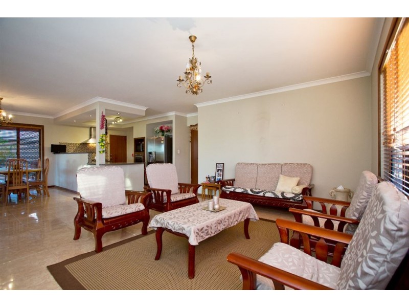 2 Westville Mews, Piara Waters WA 6112