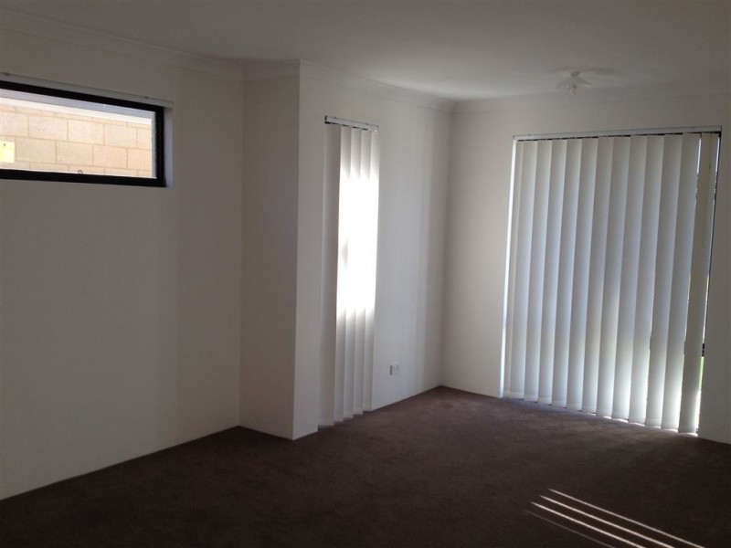 30 Portsmouth Way, Harrisdale WA 6112