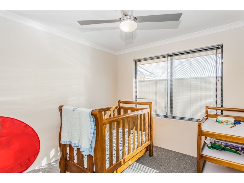 6 Miamit Lane, Byford WA 6122