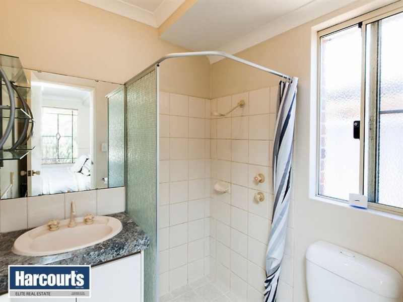 10 Harwood Close, Canning Vale WA 6155