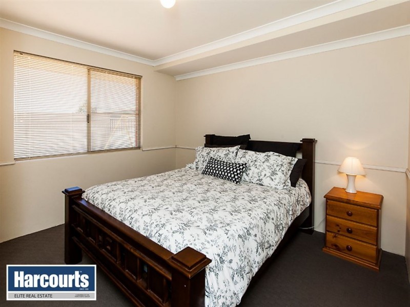 10 Harwood Close, Canning Vale WA 6155