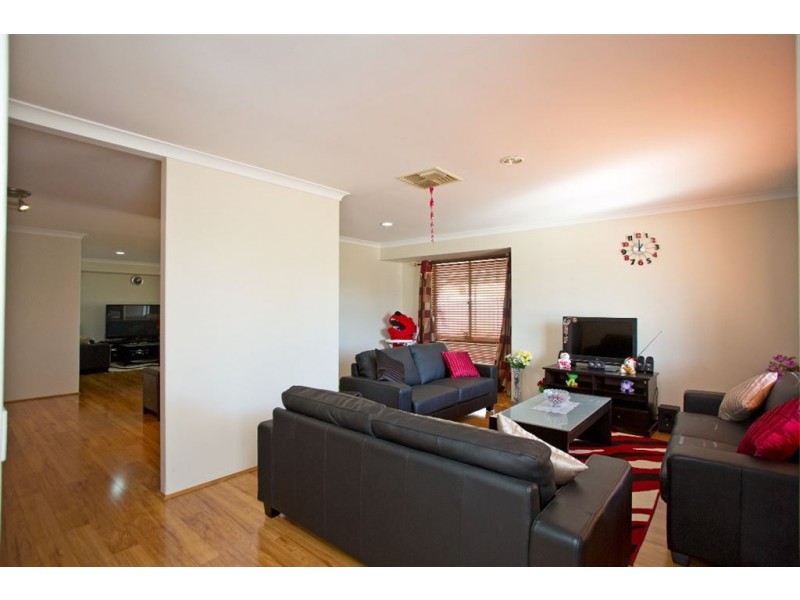 3 Tattler Place, Huntingdale WA 6110
