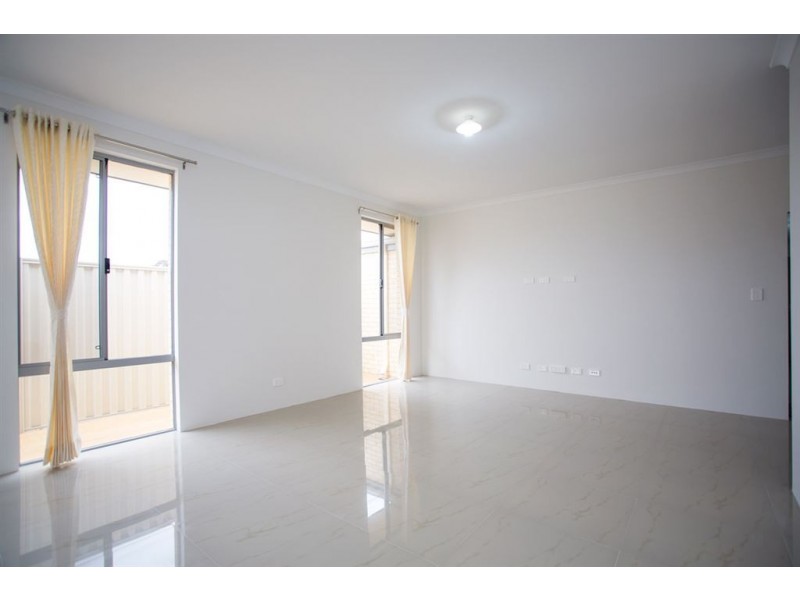 44 Bradley Street, Southern River WA 6110