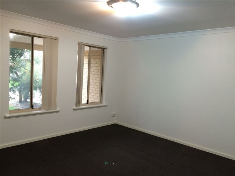 23 Murphy Road, Seville Grove WA 6112