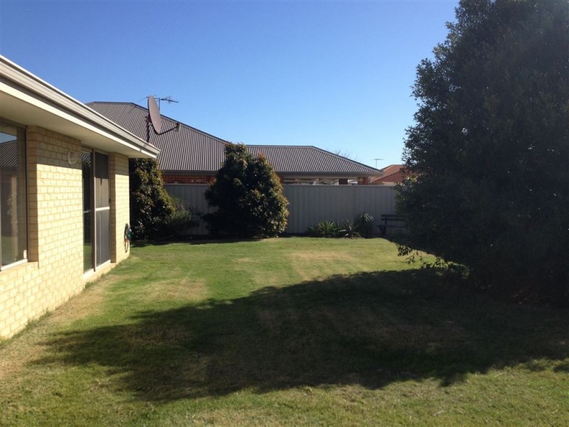 23 Murphy Road, Seville Grove WA 6112