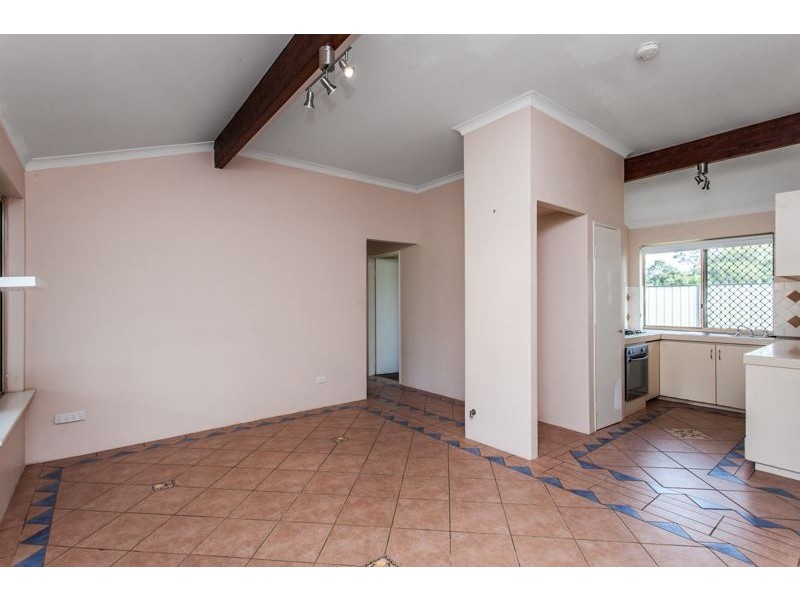 16 Kookaburra Way, Gosnells WA 6110