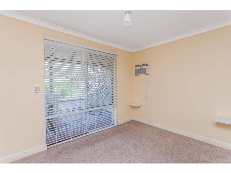 8 Prescott Drive, Gosnells WA 6110