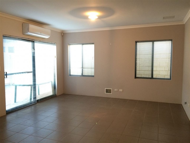 62A Amherst Road, Canning Vale WA 6155