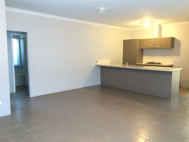 62A Amherst Road, Canning Vale WA 6155