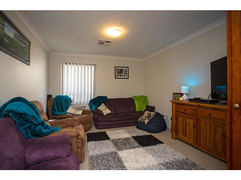 55 Greenville Vista, Meadow Springs WA 6210