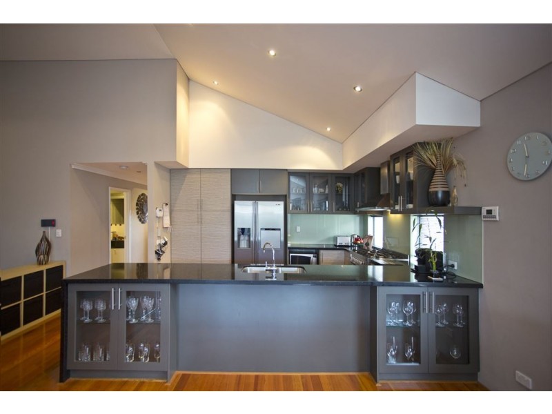 30 Whittaker Turn, Piara Waters WA 6112