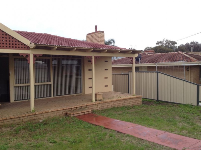 4 Harold Street, Gosnells WA 6110