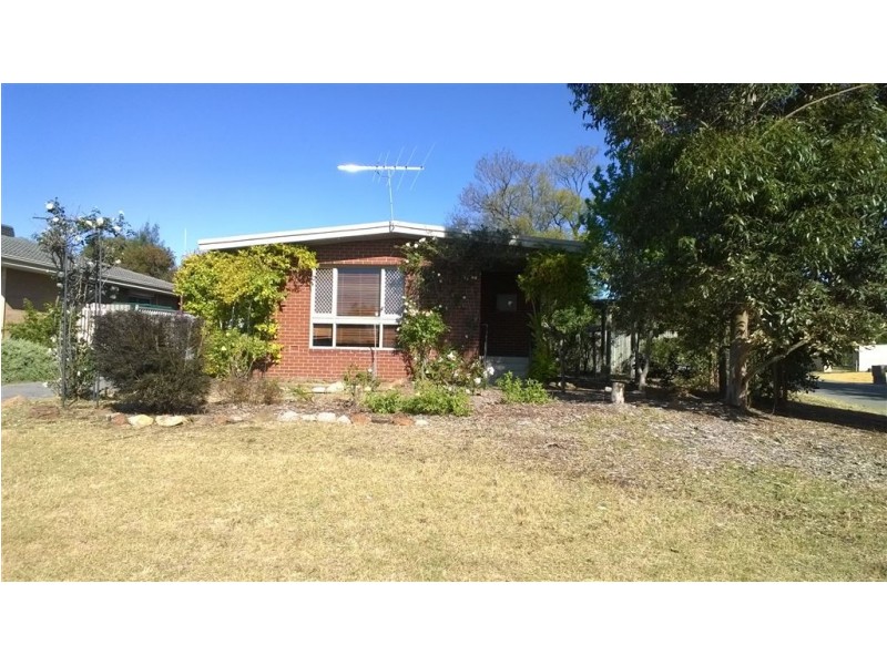 32 Clenham Way, Kelmscott WA 6111