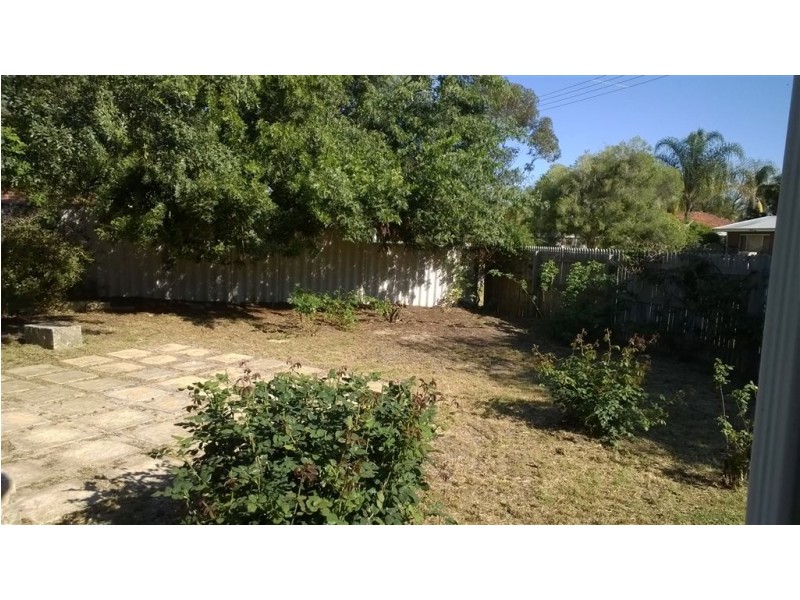 32 Clenham Way, Kelmscott WA 6111