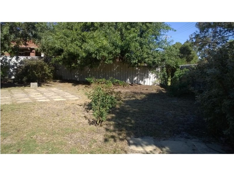 32 Clenham Way, Kelmscott WA 6111