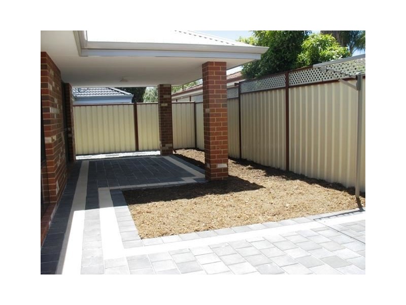 56 Longhurst Way, Queens Park WA 6107