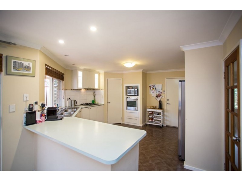 227 Amherst Road, Canning Vale WA 6155