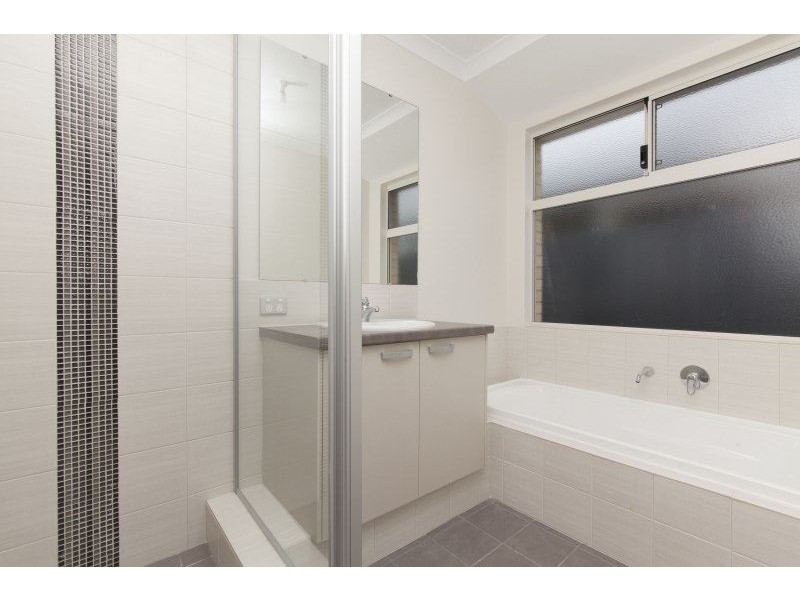 24 Zircon Drive, Byford WA 6122