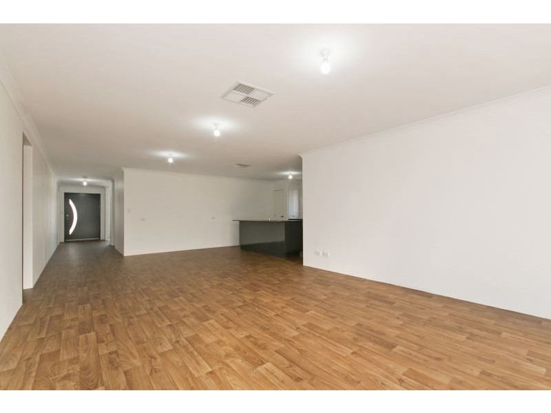 28 Marnbu Road, Southern River WA 6110