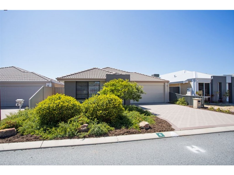 6 Kooya Way, Wattle Grove WA 6107