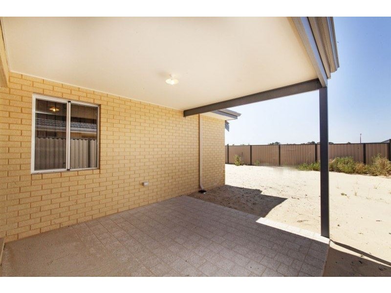 30 Bradley Street, Southern River WA 6110