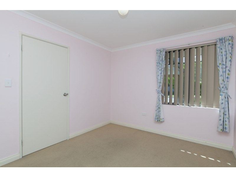 6 Waxberry Gardens, Canning Vale WA 6155