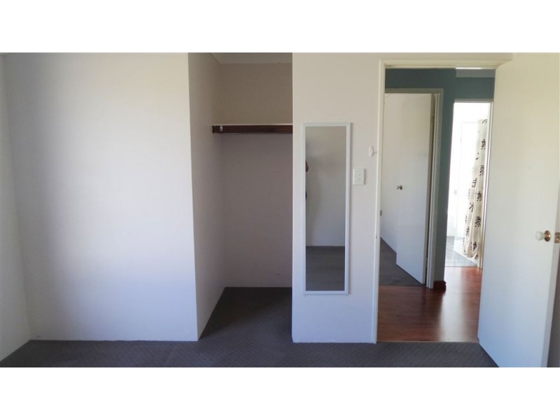 8 Cluster Way, Canning Vale WA 6155