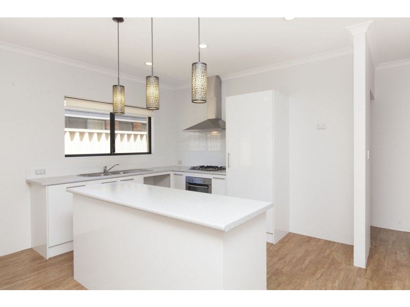 14 Heronwood Glade, Harrisdale WA 6112