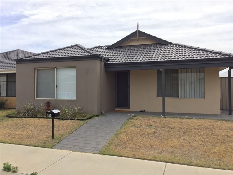 15 Terracina Parkway, Piara Waters WA 6112