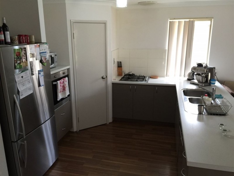 15 Terracina Parkway, Piara Waters WA 6112