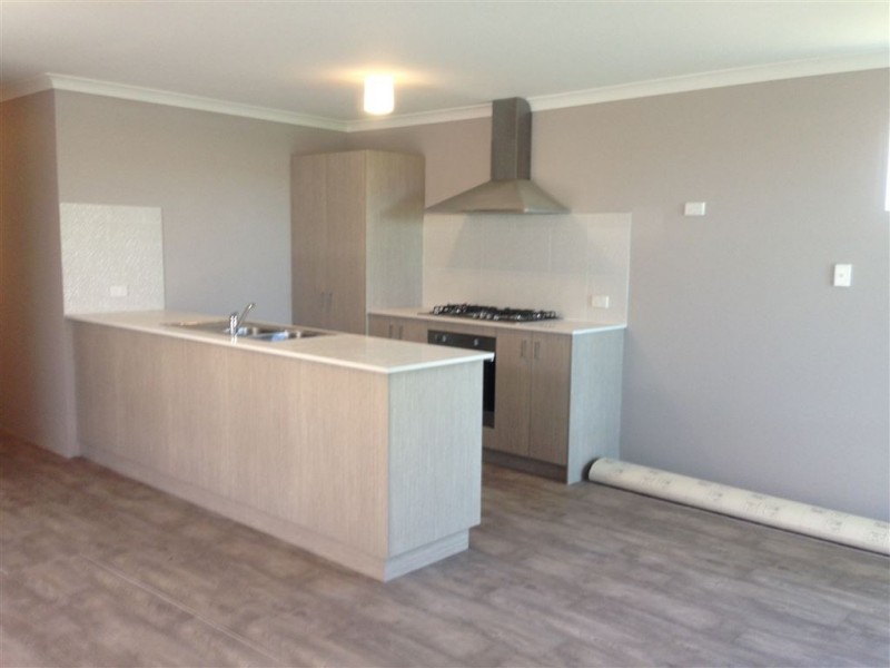 7b Rockerfeller Way, Harrisdale WA 6112