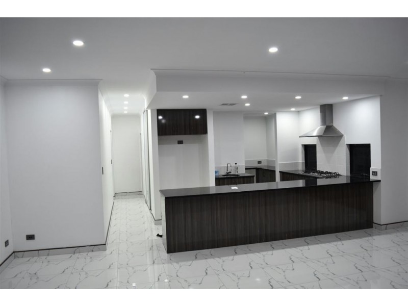 6 Kargyne Place, Byford WA 6122