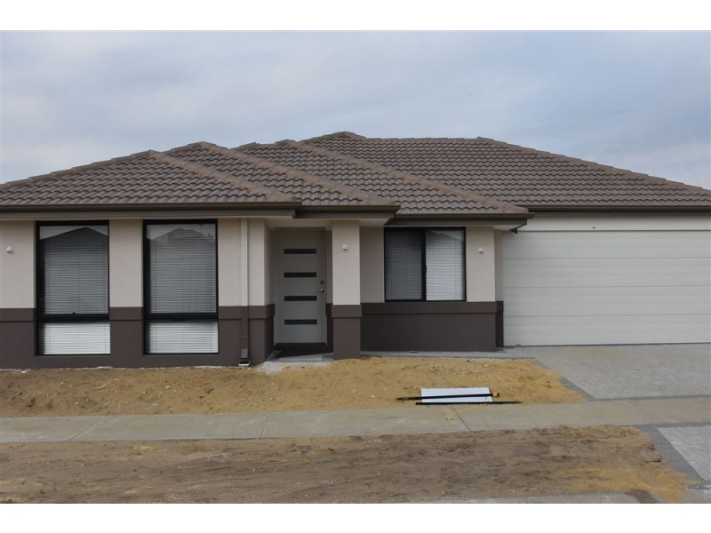 15 Nikon Road, Harrisdale WA 6112