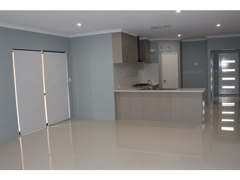 15 Nikon Road, Harrisdale WA 6112