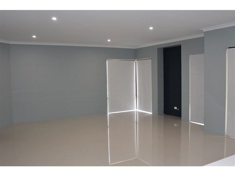 15 Nikon Road, Harrisdale WA 6112