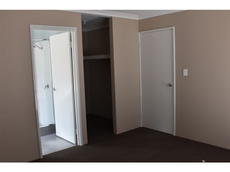 15 Nikon Road, Harrisdale WA 6112