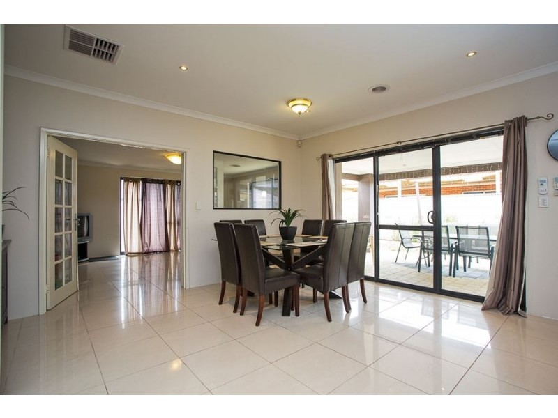 94 Furley Road, Southern River WA 6110