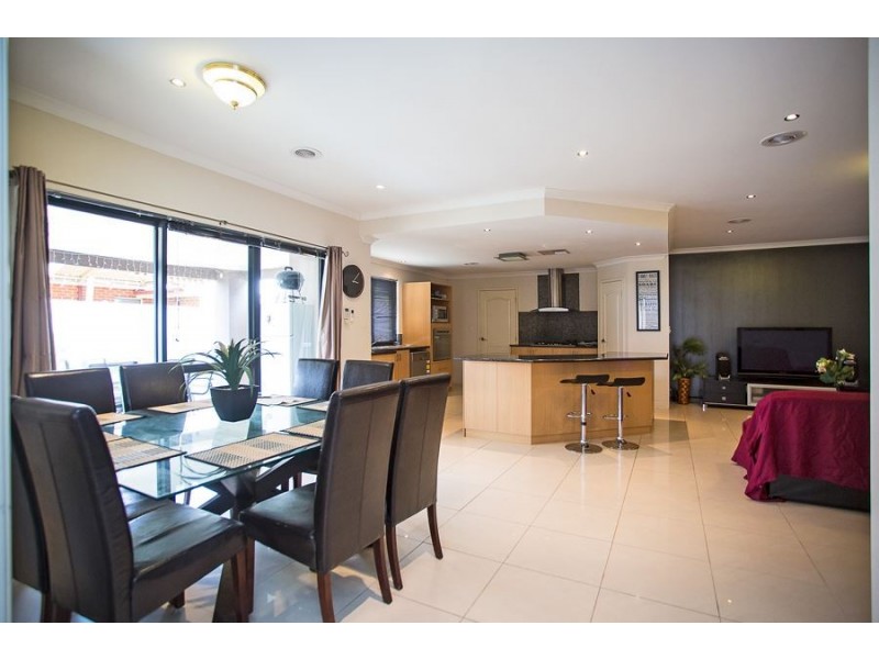 94 Furley Road, Southern River WA 6110