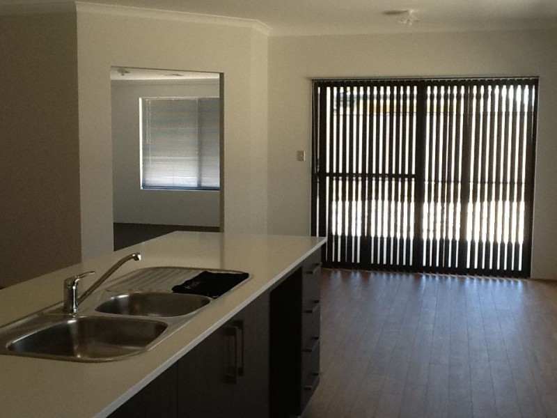 25 O’Connor Loop, Canning Vale WA 6155