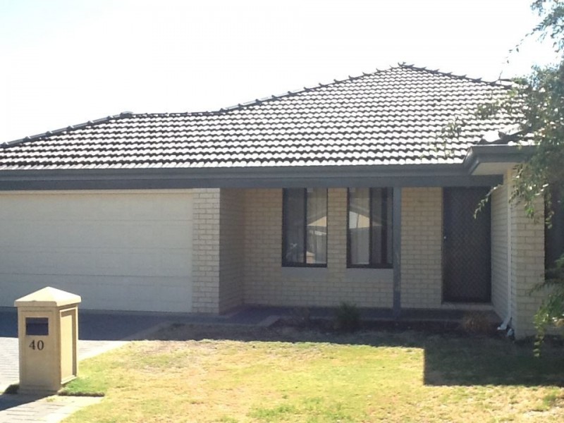 40 Teal Brook Circle, Seville Grove WA 6112