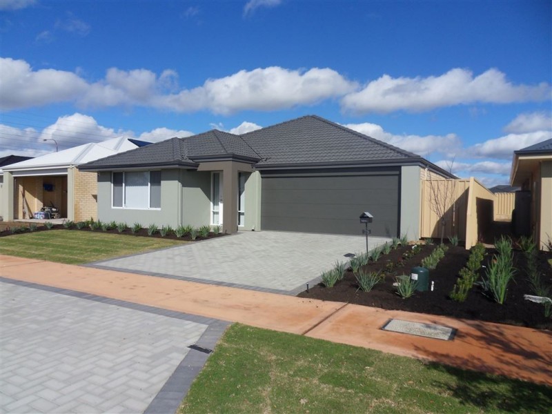 25 Streamside Street, Southern River WA 6110