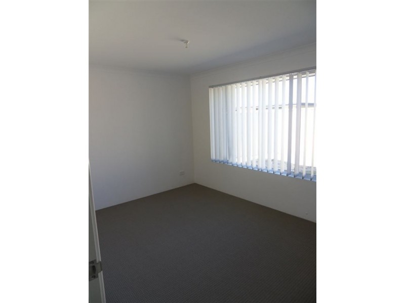 25 Streamside Street, Southern River WA 6110