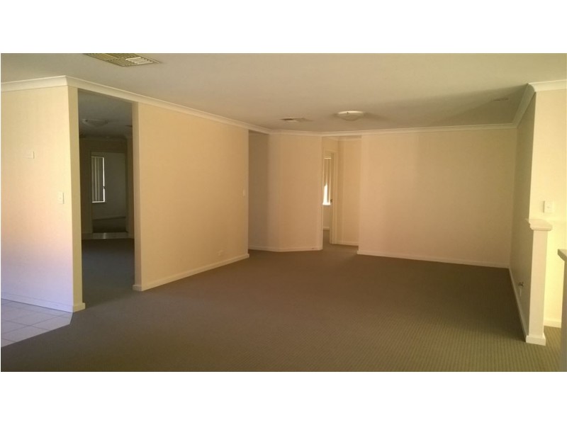 42 Canna Drive, Canning Vale WA 6155