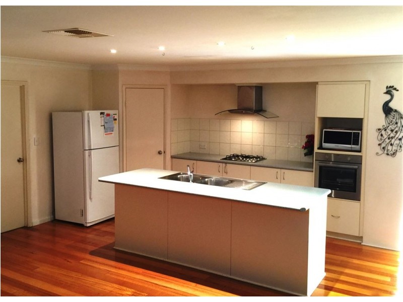 5 Hoffman Way, Byford WA 6122