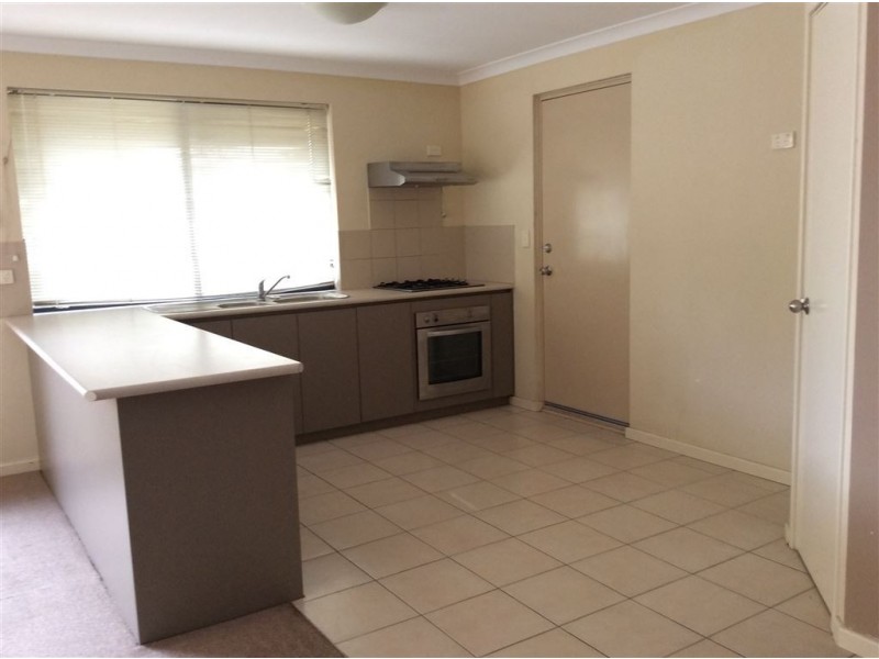 47 Isaba Parkway, Seville Grove WA 6112