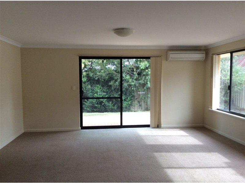 47 Isaba Parkway, Seville Grove WA 6112