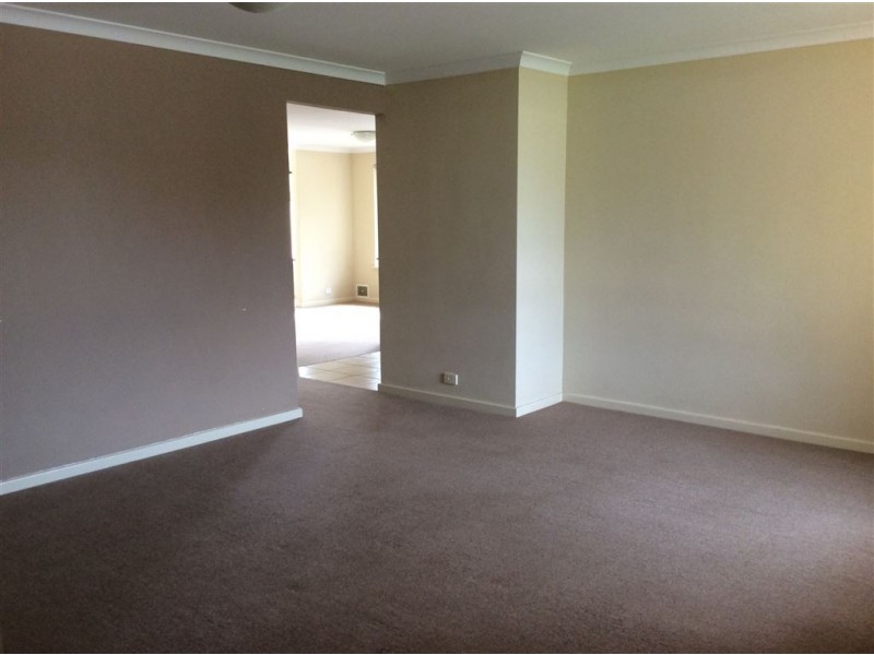 47 Isaba Parkway, Seville Grove WA 6112